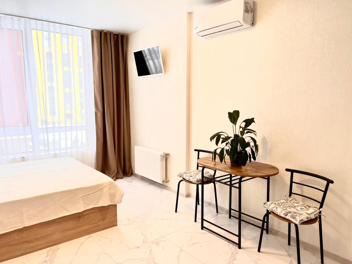 Osapart Hotel In A Complex Semycvit 2 إلفيف المظهر الخارجي الصورة