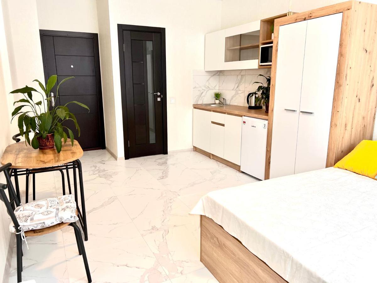 Osapart Hotel In A Complex Semycvit 2 إلفيف المظهر الخارجي الصورة
