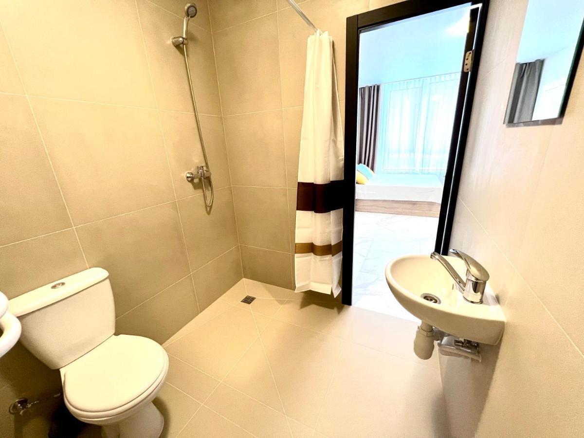 Osapart Hotel In A Complex Semycvit 2 إلفيف المظهر الخارجي الصورة