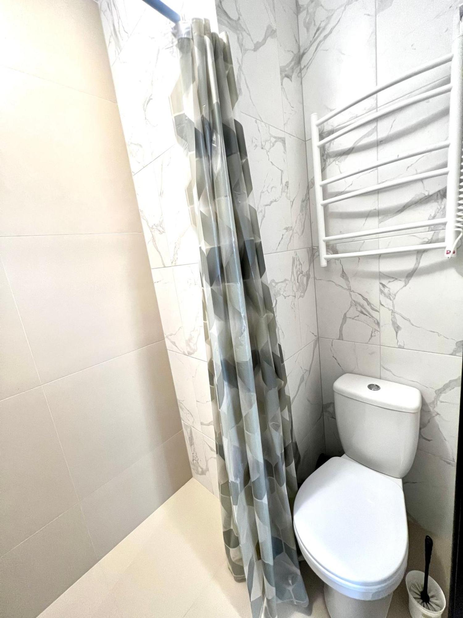 Osapart Hotel In A Complex Semycvit 2 إلفيف المظهر الخارجي الصورة