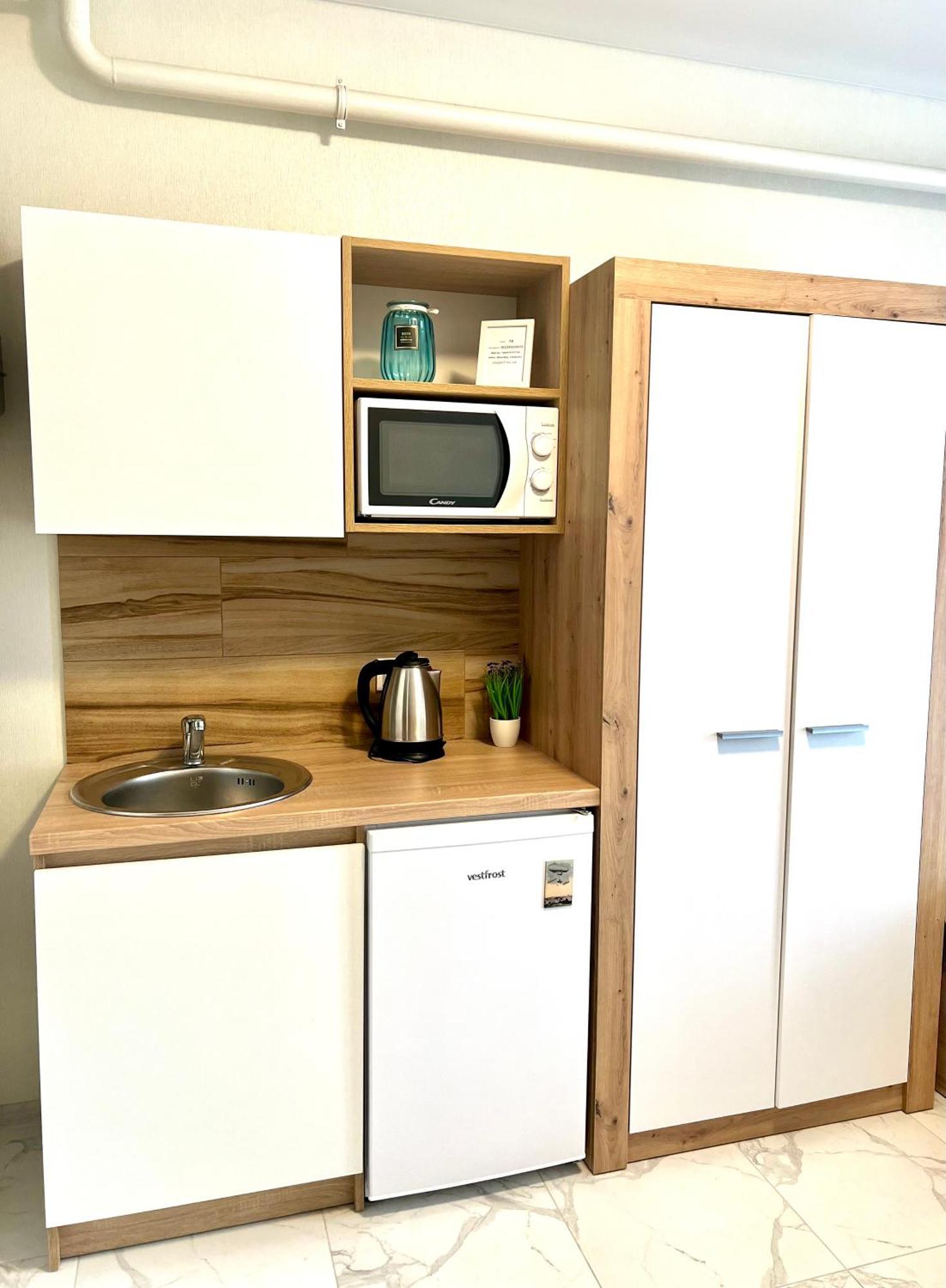 Osapart Hotel In A Complex Semycvit 2 إلفيف المظهر الخارجي الصورة