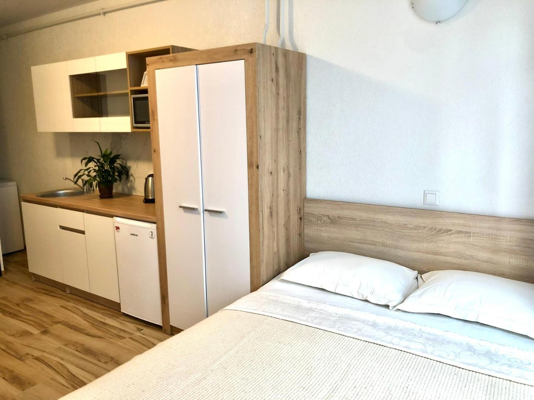 Osapart Hotel In A Complex Semycvit 2 إلفيف المظهر الخارجي الصورة